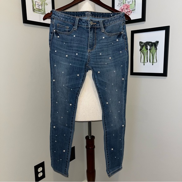 💎 a.n.a Pearl & Rhinestone Embellished Skinny’s - Picture 4 of 10